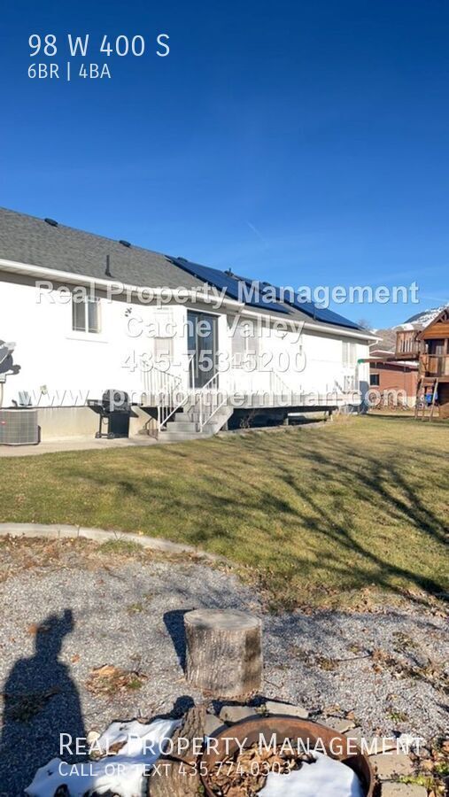 Building Photo - 98 W 400 S