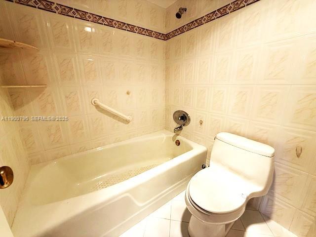 Building Photo - 20355 NE 34th Ct