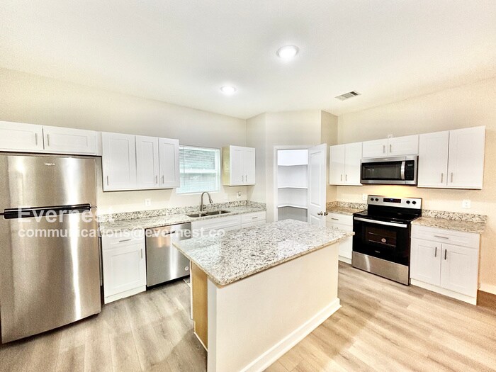 Building Photo - 3910 Copeland St