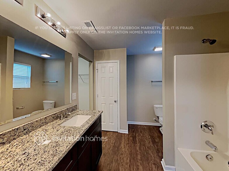 Building Photo - 9600 Cayenne Dr