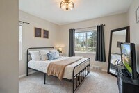 Building Photo - 112 E Page St