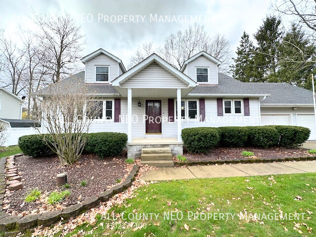 Primary Photo - 3-bedroom available in Poland, OH!