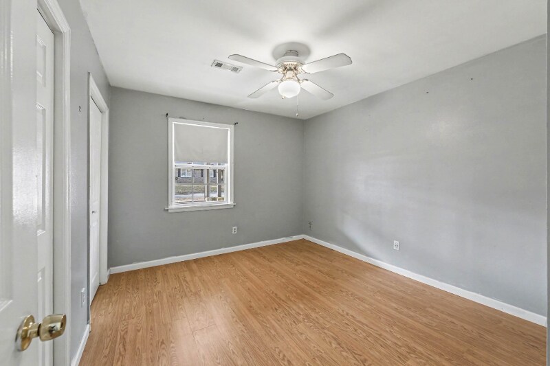 Building Photo - 115 Loblolly Ln