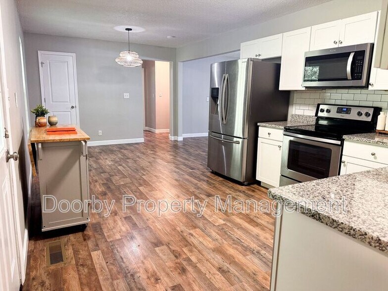 Building Photo - 3629 Thrushwood Dr