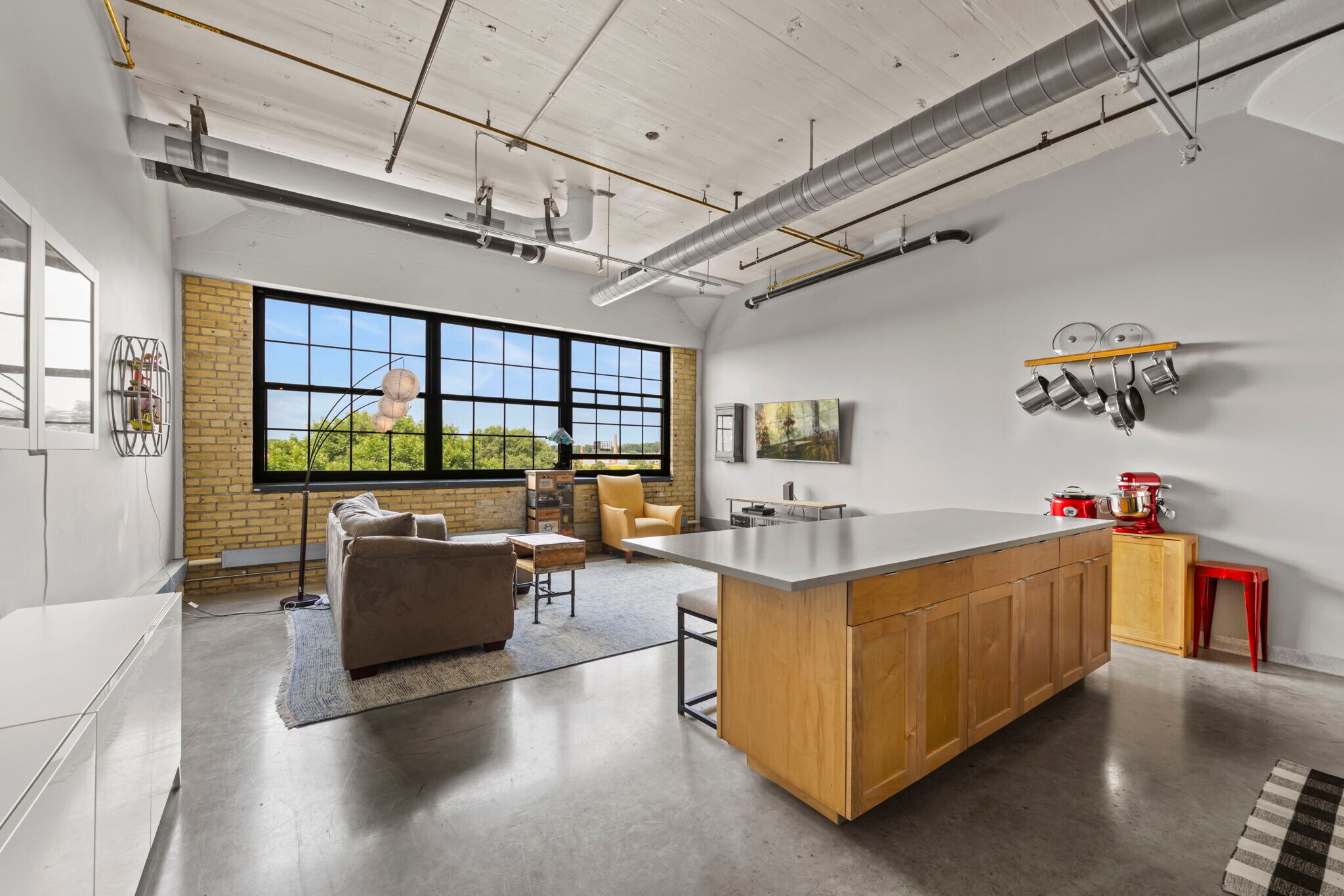 Building Photo - 730 Stinson Blvd