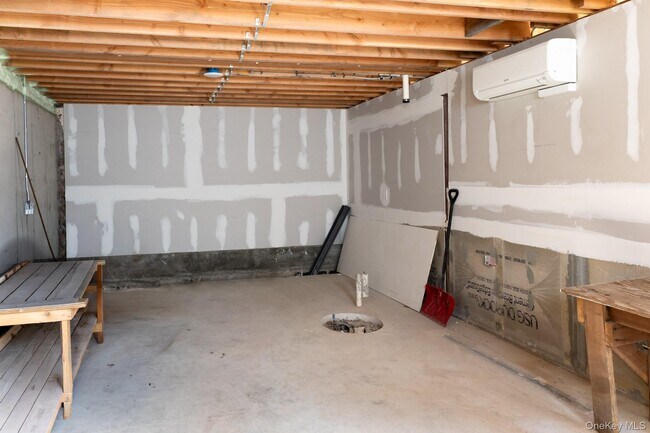 Building Photo - 43 N Midland Ave