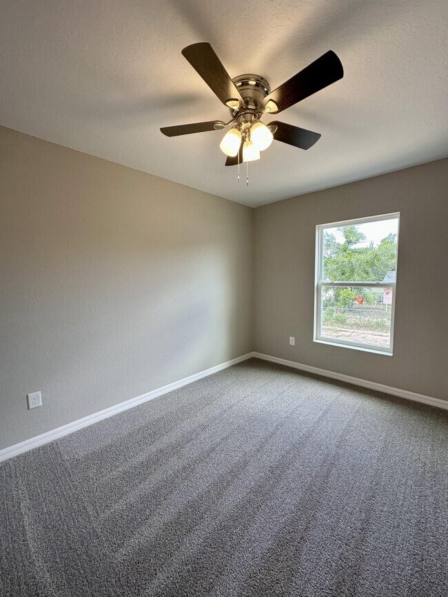 Building Photo - 200 Marion Oaks Golf Rd