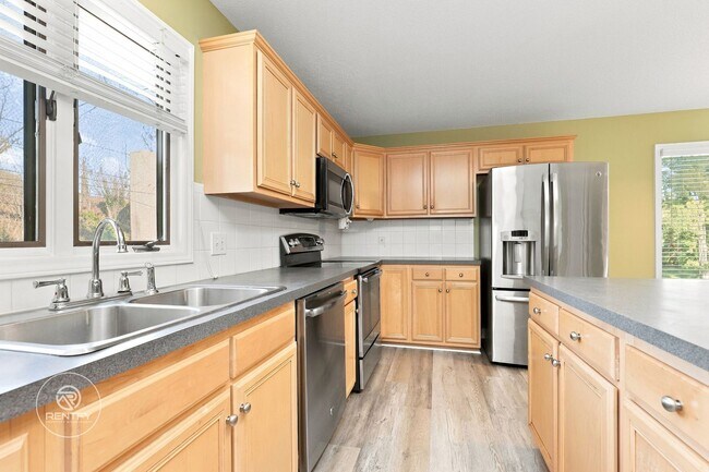 Building Photo - 4449 Orchard Knob Ln