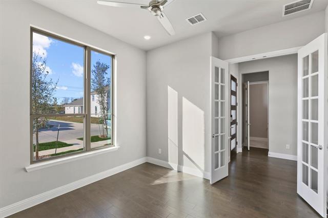 Building Photo - 484 Caitlyn Wy