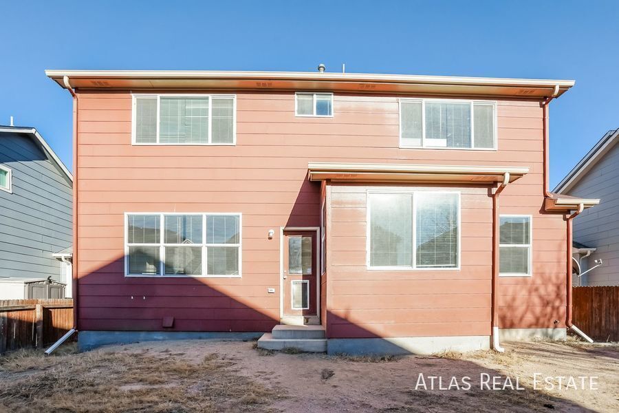 Building Photo - 1818 Walton Dr