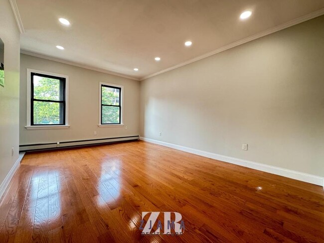 Primary Photo - 1 bedroom in BROOKLYN NY 11213