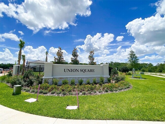 Building Photo - 773 Legacy Dr