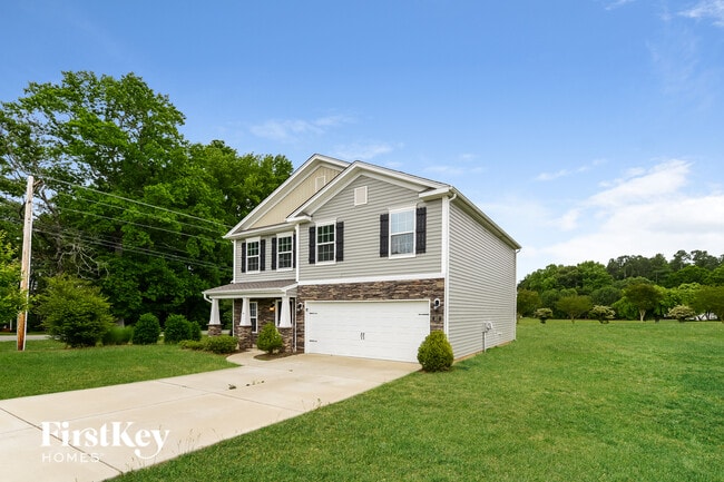 Building Photo - 107 Sawyer Ln