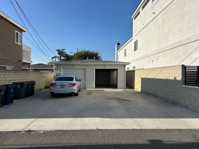 Building Photo - FANTASTIC 1BD 1BA FOR LEASE!