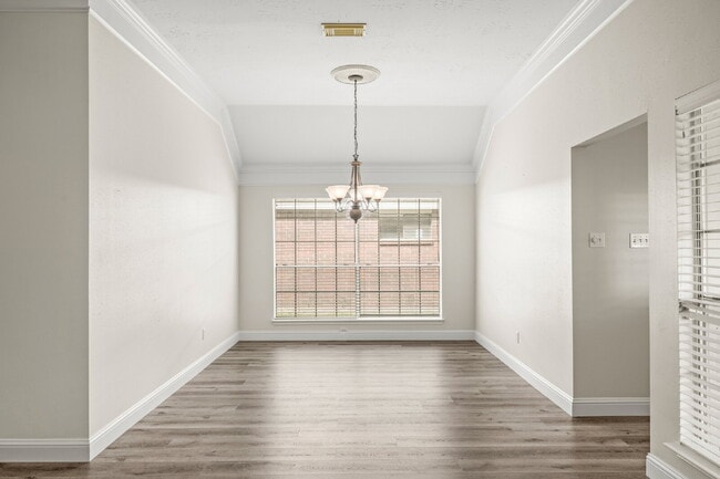 Building Photo - Beautifully updated 3-bedroom, 2-bath single-story home in Pearland's highly sought-after Country...