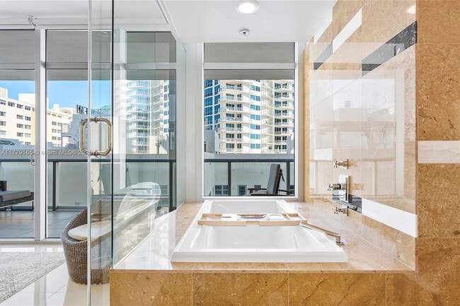 Building Photo - 3737 Collins Ave