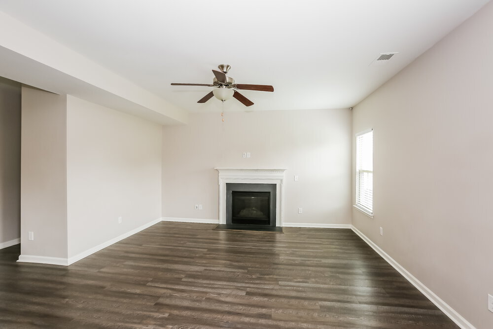 Building Photo - 3724 English Garden Drive