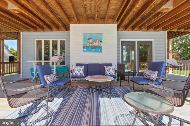 Building Photo - 638 Marlborough Point Rd