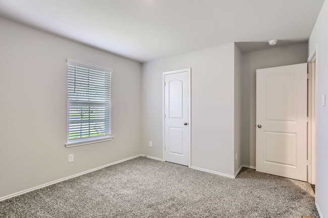 Building Photo - 14607 Blackbrush Mnr