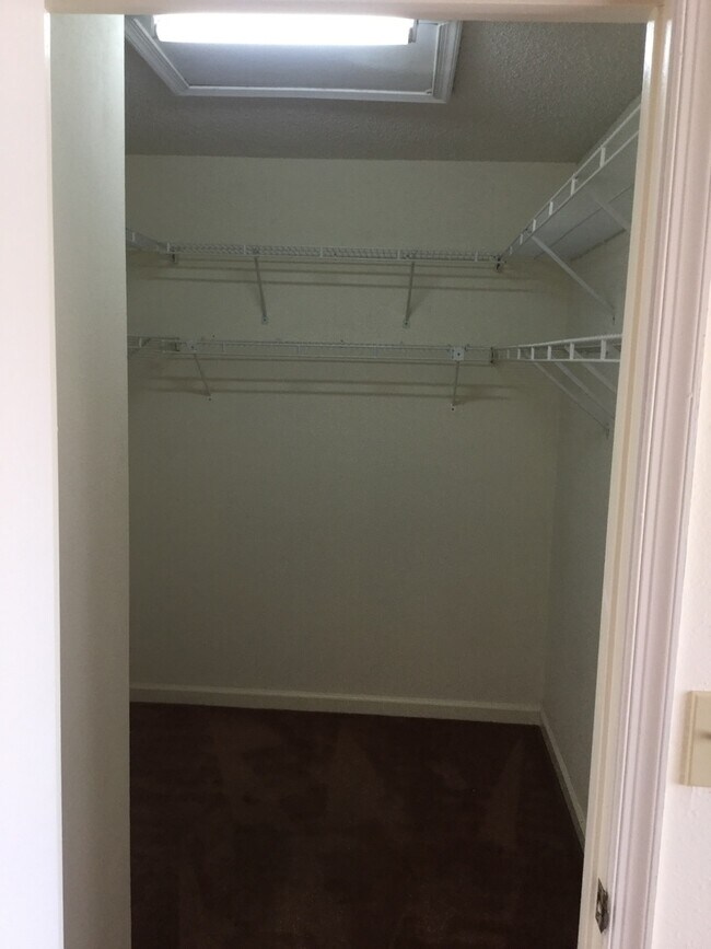 Building Photo - 2 BEDROOM 2 BATH CONDO ON 2ND FLOOR AT MYRTLE GREENS