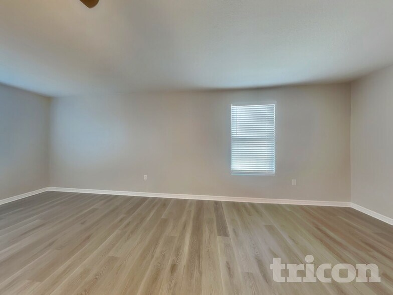 Building Photo - 2206 Rockmart Loop