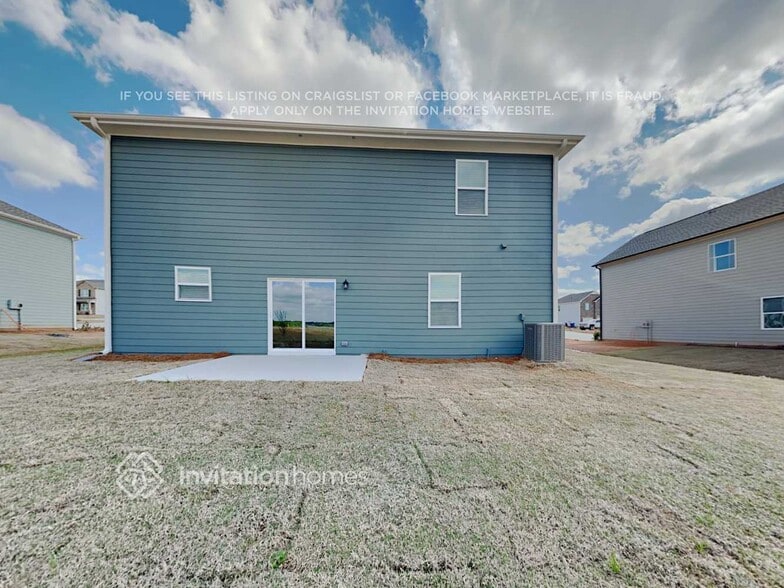 Building Photo - 336 Amsterdam Way