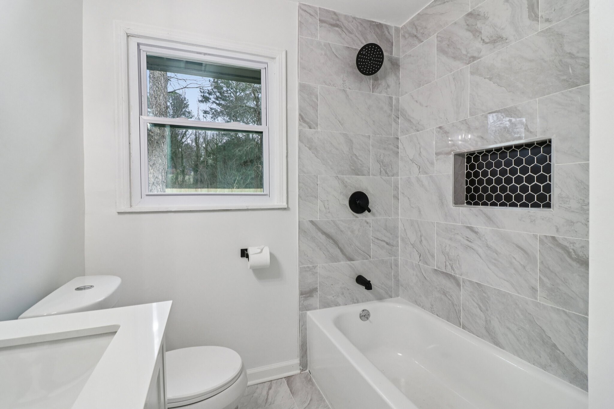 Building Photo - 3159 Bobolink Dr