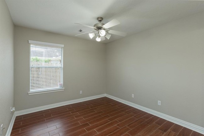 Building Photo - 18114 Tabor Brook Dr