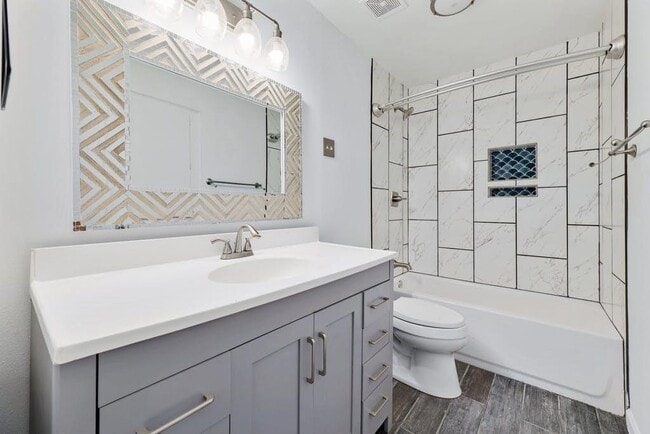 Building Photo - 7601 Woodstone Cove
