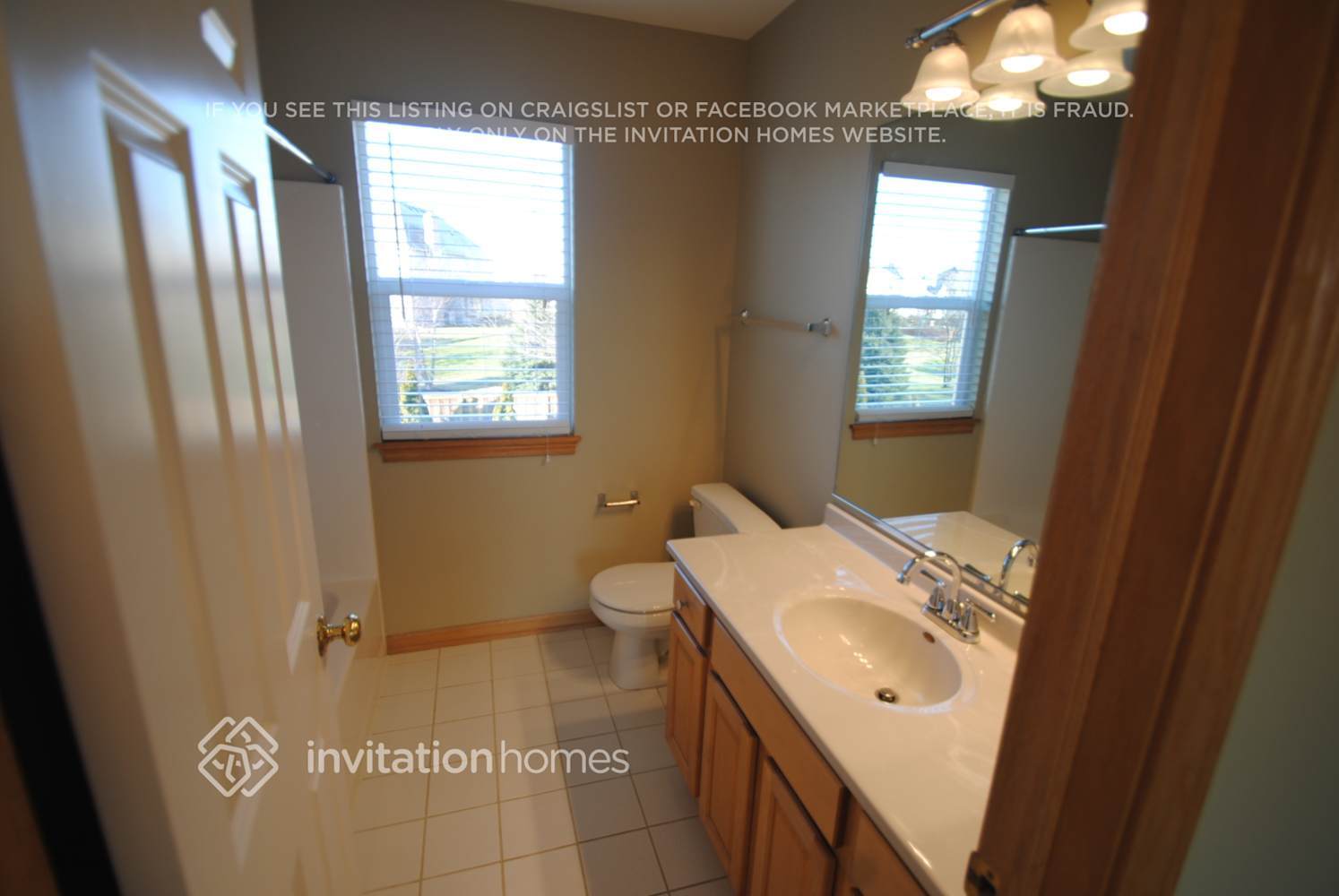 Building Photo - 13250 Red Star Dr