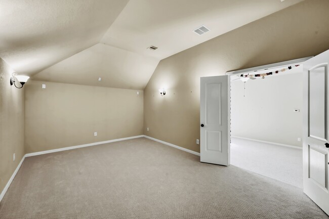 Building Photo - 34 Langstone Place