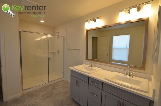 Building Photo - 3055 Island Creek Way