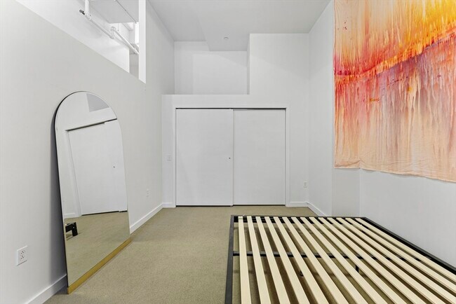 Building Photo - 88 Kingston St