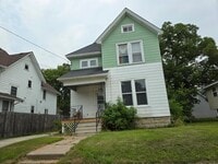 Building Photo - 826 Wright St