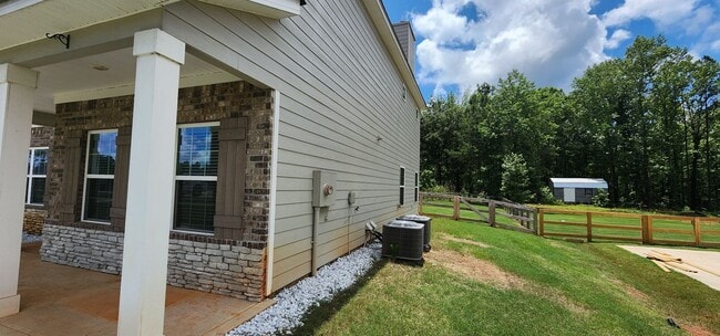 Building Photo - Harris County!