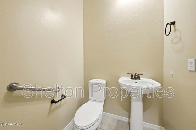 Building Photo - 20441 W Hamilton St