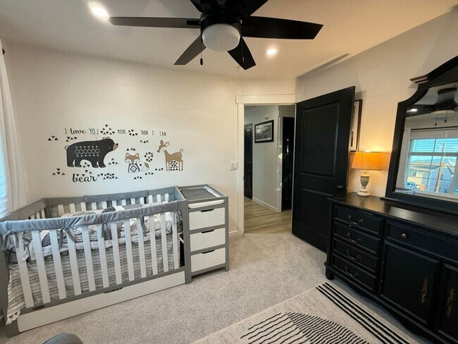 Building Photo - Gorgeous Remodeled 3 Bedroom Home in St. George!