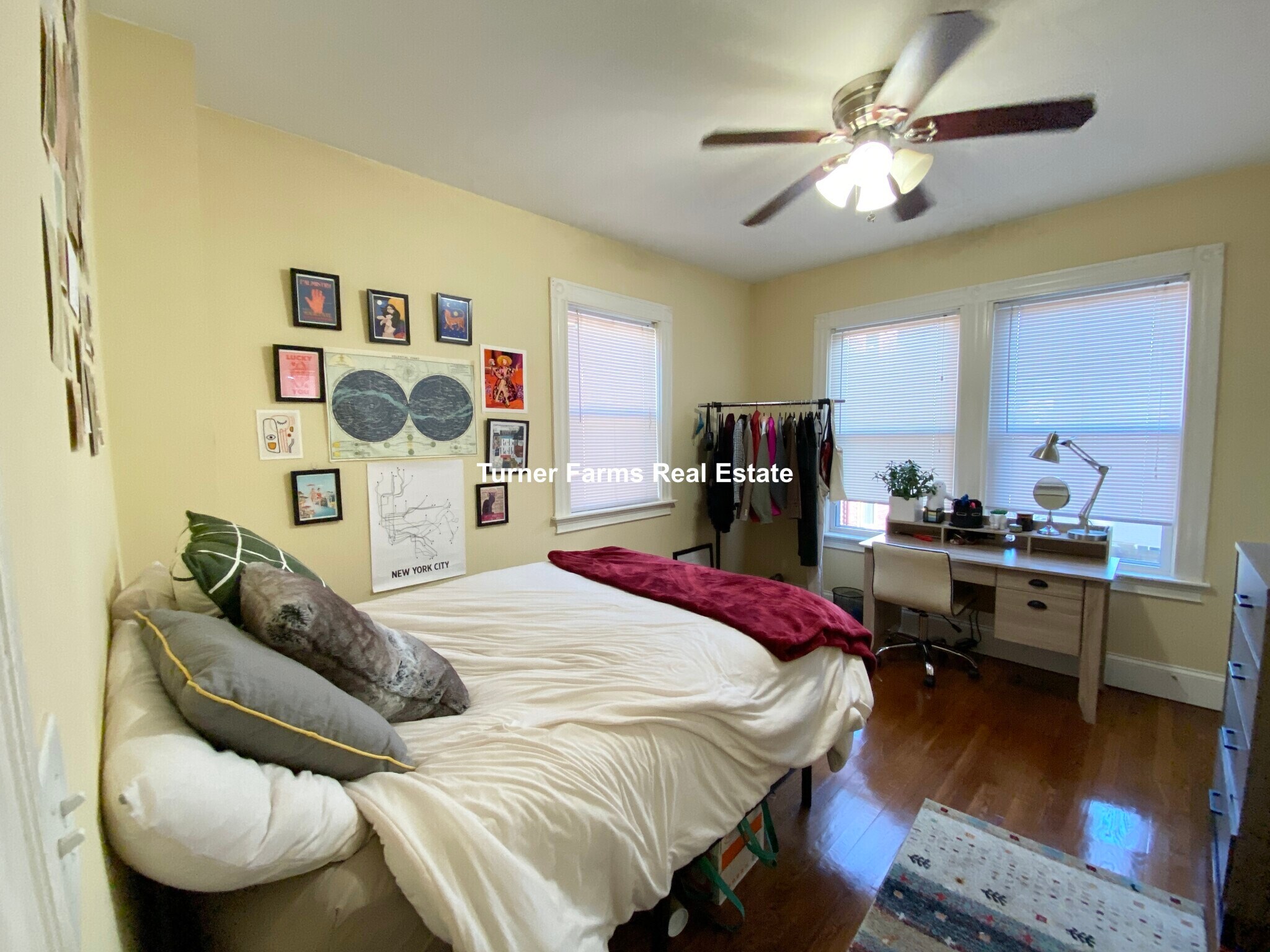 Building Photo - 43 Hillside St