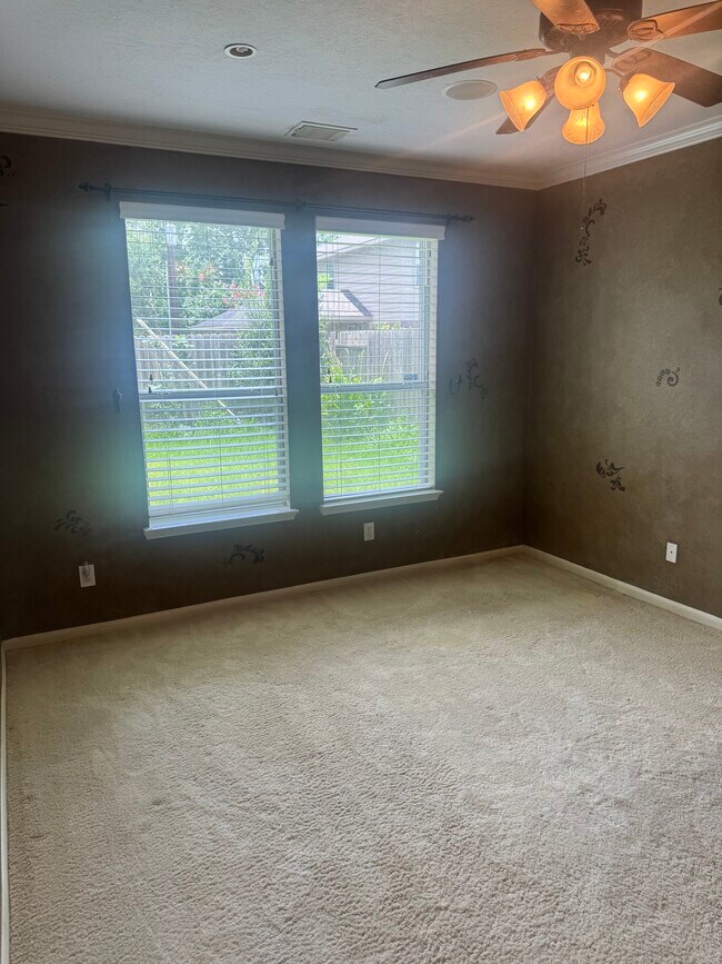 Building Photo - 11303 English Rose Trail