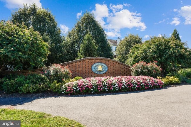 Building Photo - 45478 Whistling Terrace