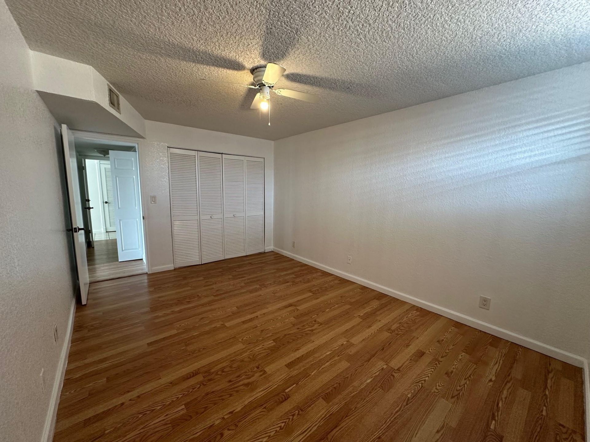 Building Photo - 8135 Sunrise Lakes Blvd