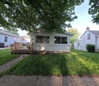 Building Photo - 738 S 28th St