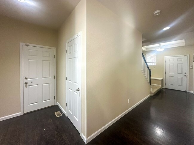 Building Photo - The price can't be beat!