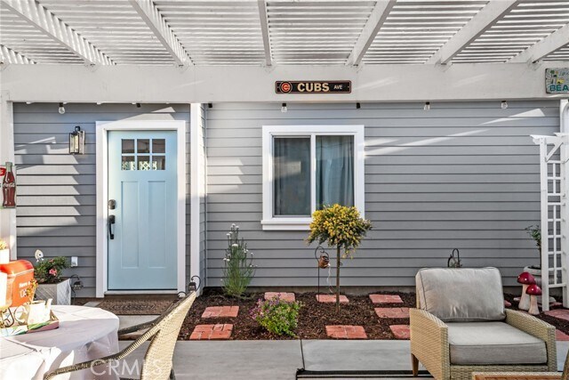 Building Photo - 426 Jacaranda Pl