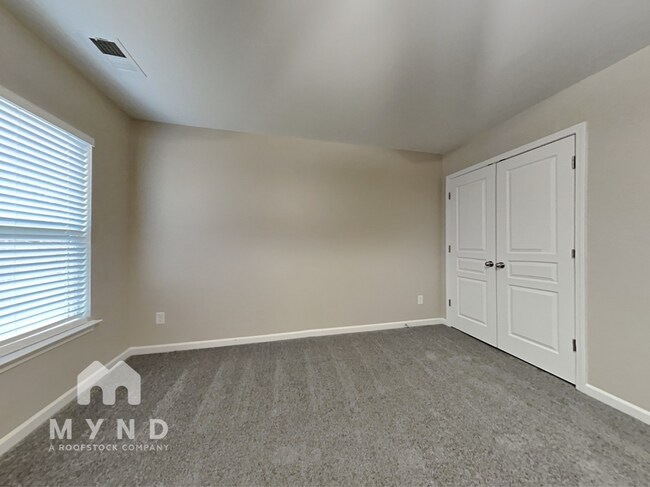 Building Photo - 11718 Sweetbriar Ridge Dr