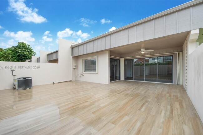 Building Photo - 7426 SW 106th Pl