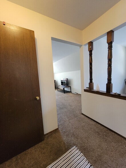 Entrance to Unit - 9010 W Mitchell St