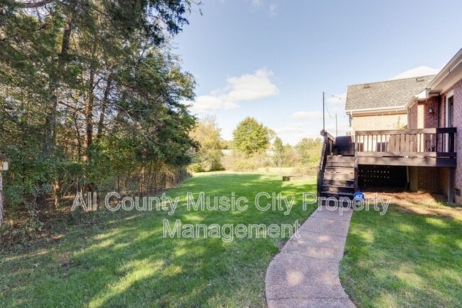 Building Photo - 5108 Vineyard Point