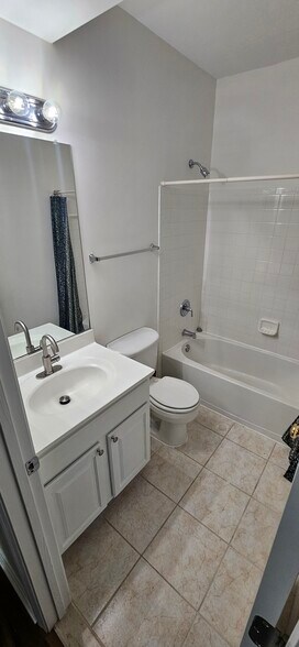 Building Photo - 7156 Pennys Town Ct