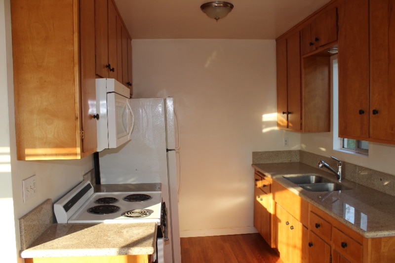 Building Photo - 231 Grand Ave